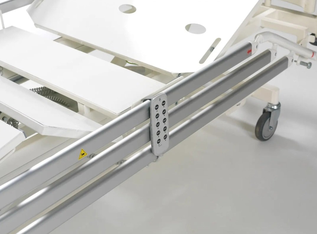 NITRO HB 6630 Кровать медицинская